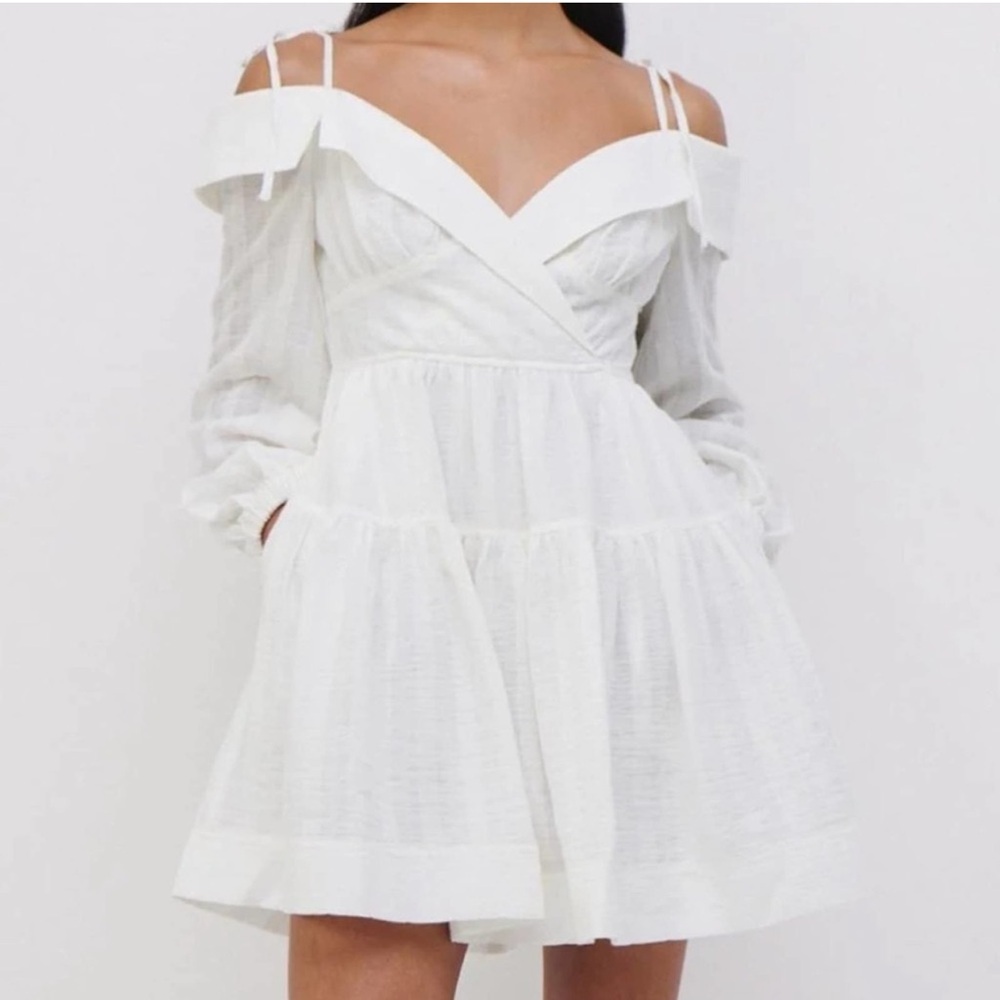 NWOT Jonathan Simkhai
Bahari Off-Shoulder Minidress